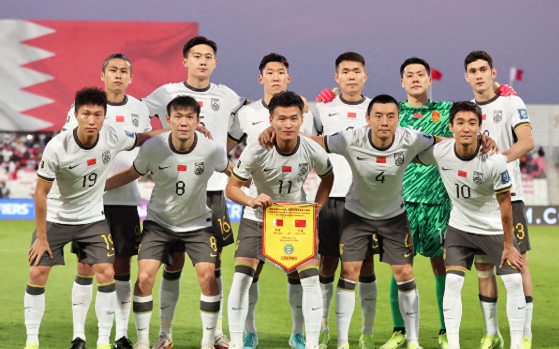 国足斗志昂扬，向着冠军冲刺