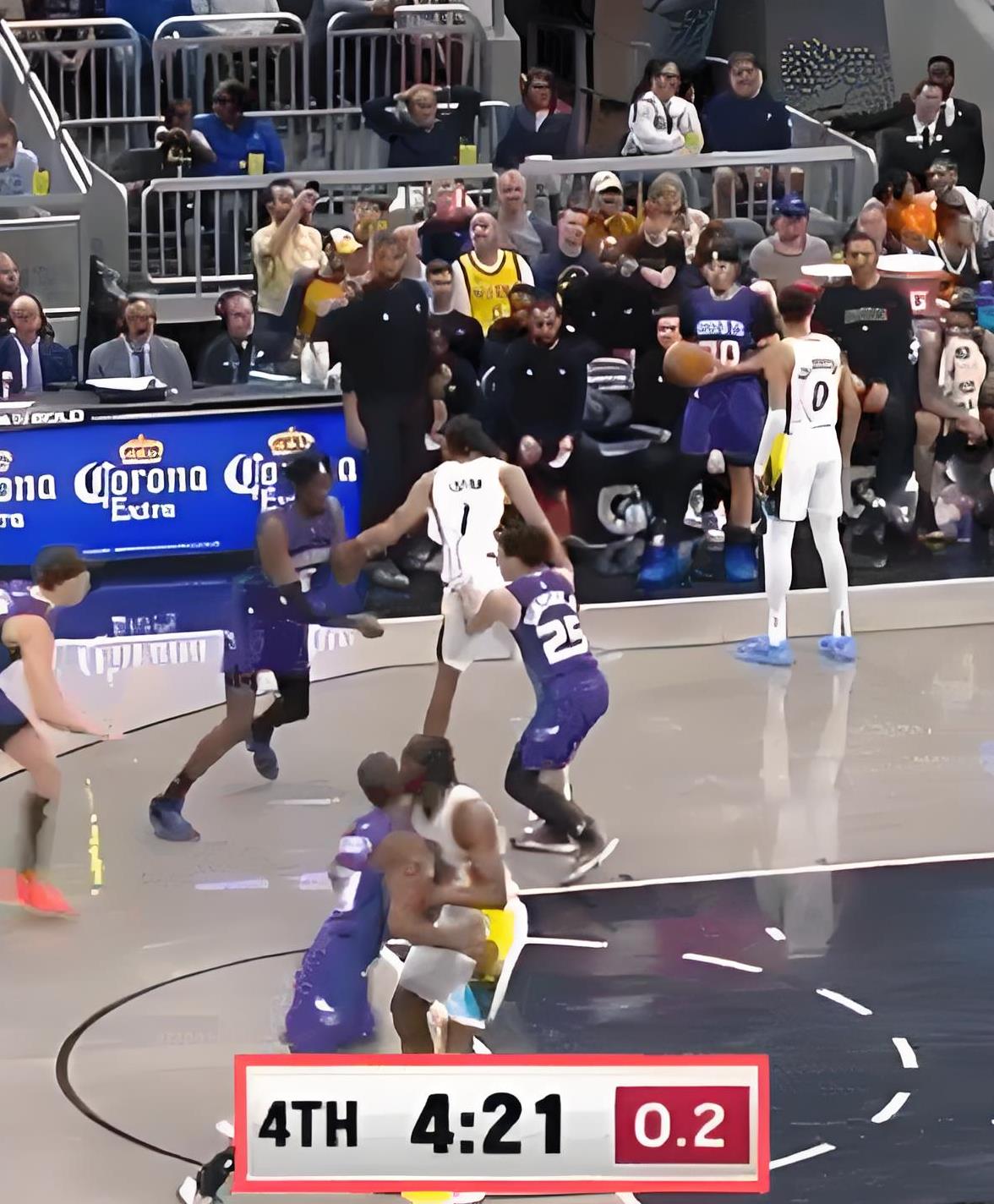 关于黄蜂主场击败热火,拉文32分的信息 关于黄蜂主场击败热火,拉文32分的信息