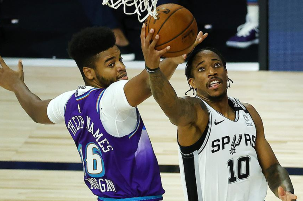 包含开拓者轻取独行侠,米罗蒂奇砍下28分的词条 包含开拓者轻取独行侠,米罗蒂奇砍下28分的词条