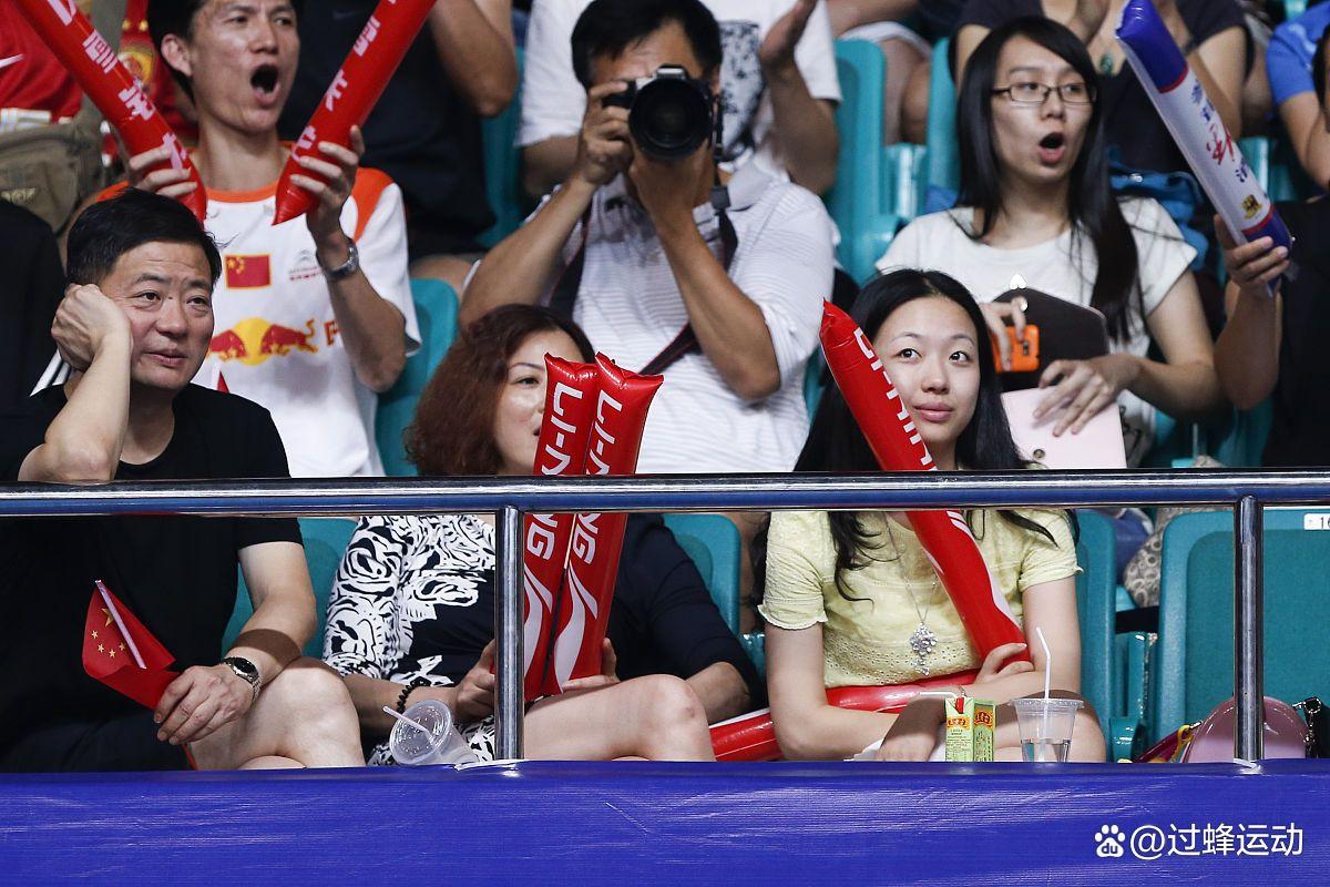 韩国队鏖战中国队,马琳统治全场 韩国队鏖战中国队,马琳统治全场