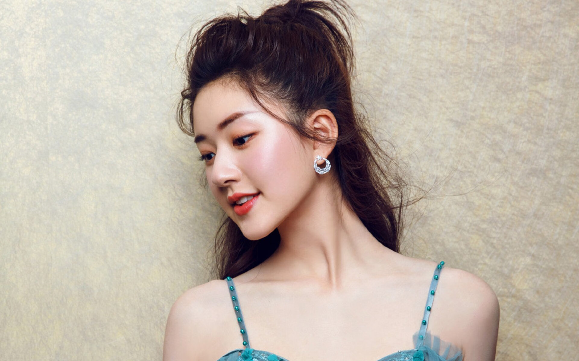 范戴克冠军级表现定乾坤,比利亚雷亚尔补时绝杀乌克兰